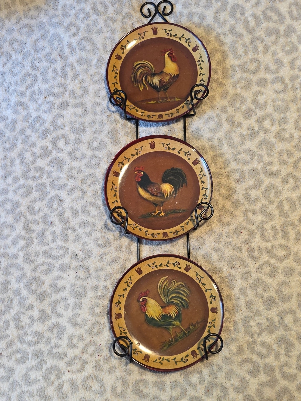 Rustic Rooster Wall Plate Trio - Brown, Yellow, Green